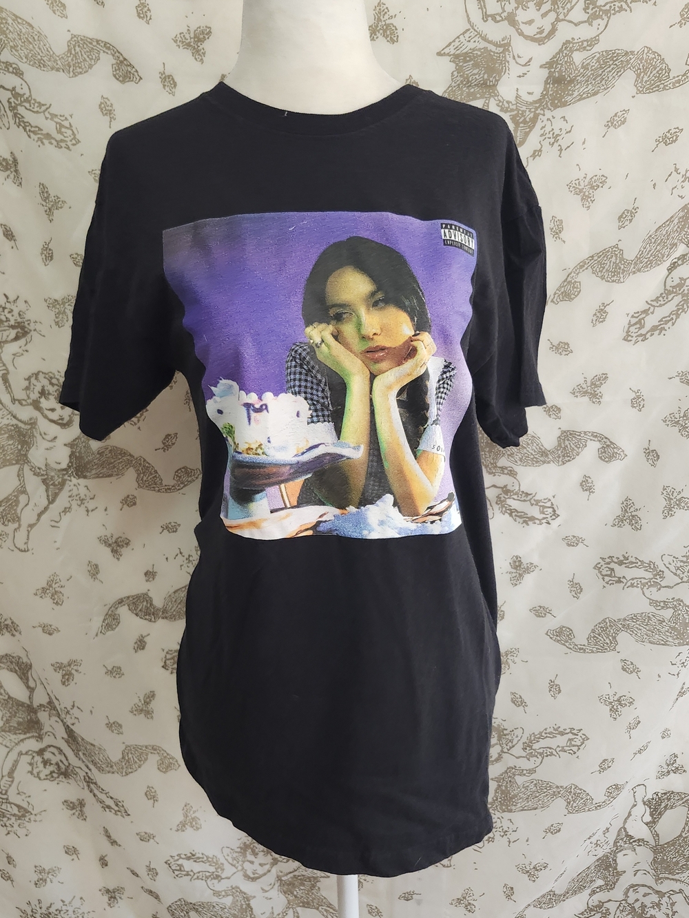 Olivia Rodrigo Sour Black Graphic Print Short Sleeve Crew Neck T-Shirt Sz S